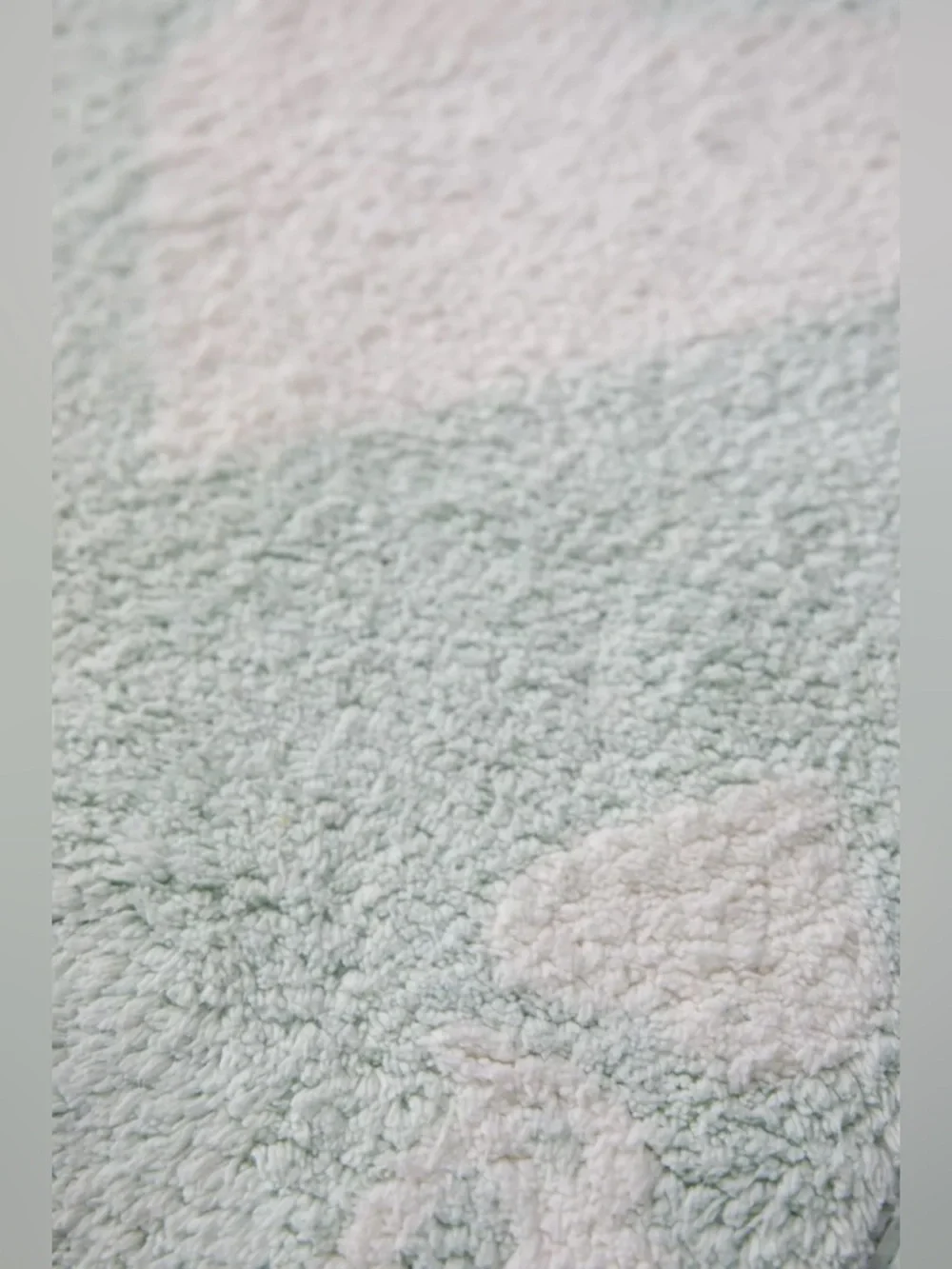 New Urban Outfitters Queen Of Hearts Bath Mat